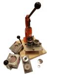 Buttonmaschine